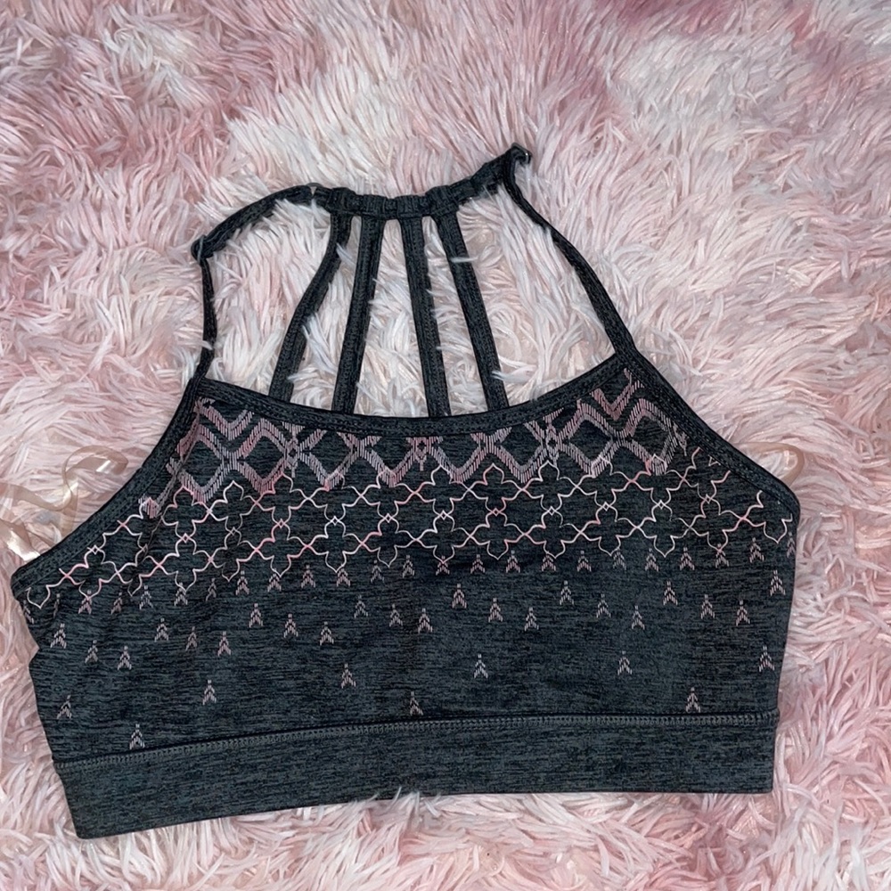 NWOT GAIAM sports bra